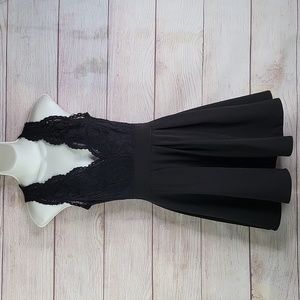 Privy lace top dress sz Med